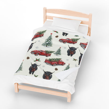 Farmhouse Christmas Velveteen Plush Blanket – Vintage Red Truck & Highland Cow Throw (50×60)